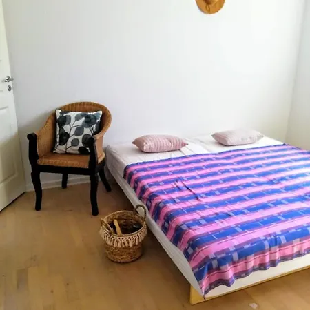 5 Min Walk To Lego House - 80M2 - 2 Bedroom Apartment With Garden Lejlighed